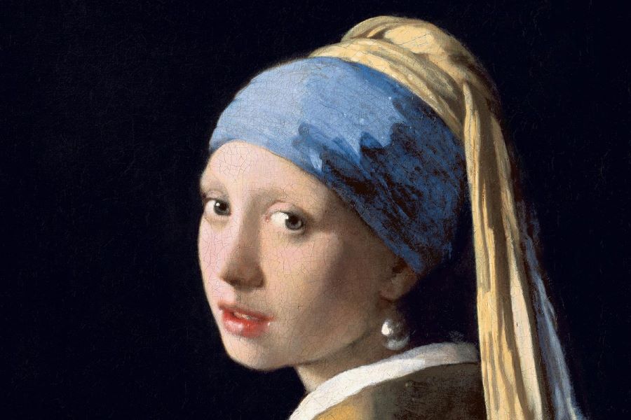 Bức tranh “Cô gái với khuyên tai ngọc trai” - Johannes Vermeer